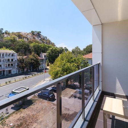 Modern 1-Bedroom Apartment With Free Parking Plovdiv Eksteriør bilde