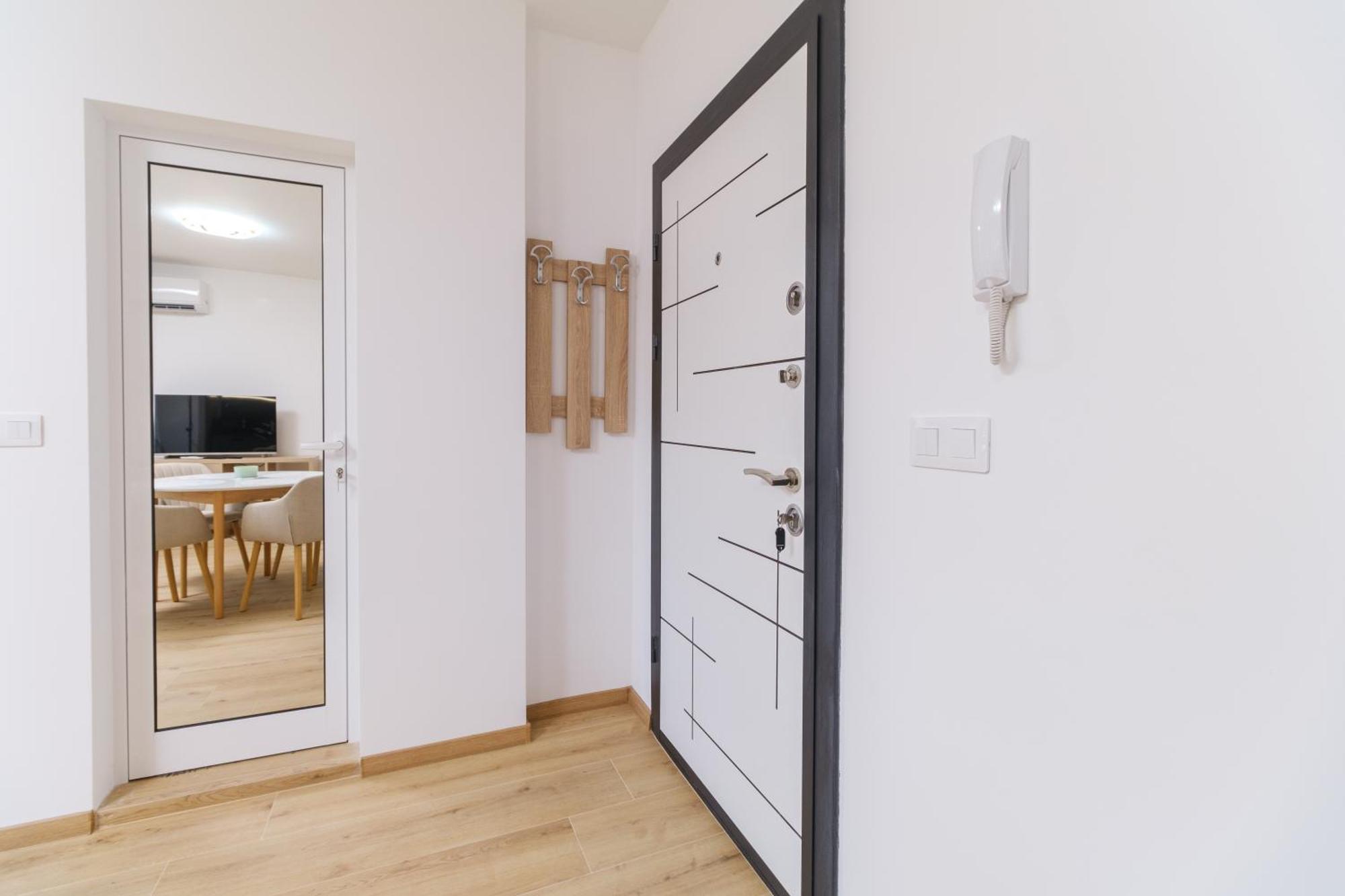 Modern 1-Bedroom Apartment With Free Parking Plovdiv Eksteriør bilde
